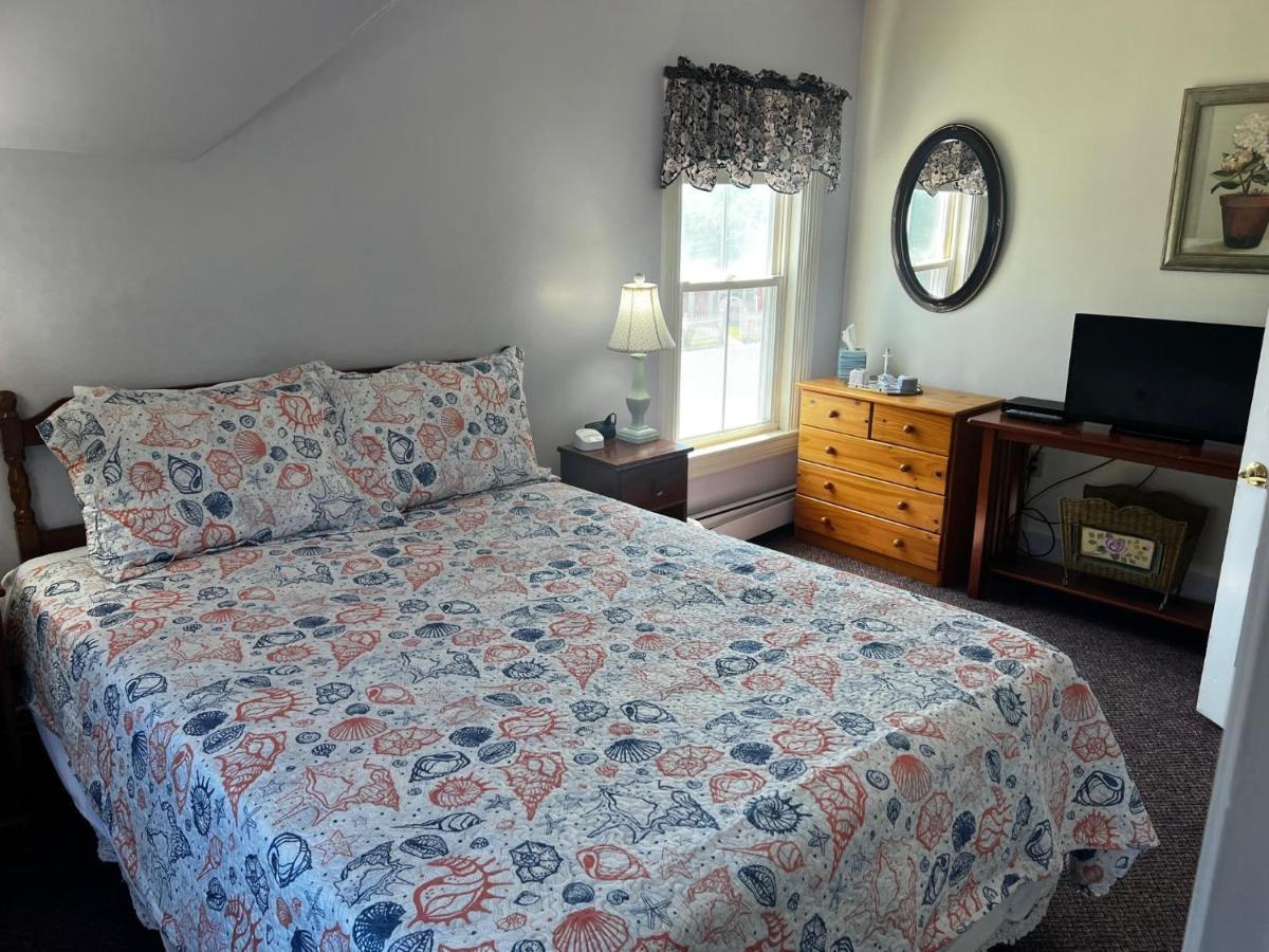 Claddagh Motel & Suites Рокпорт Екстериор снимка