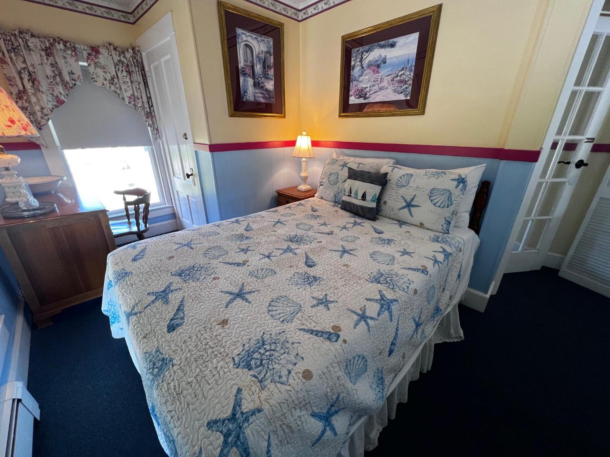Claddagh Motel & Suites Рокпорт Екстериор снимка