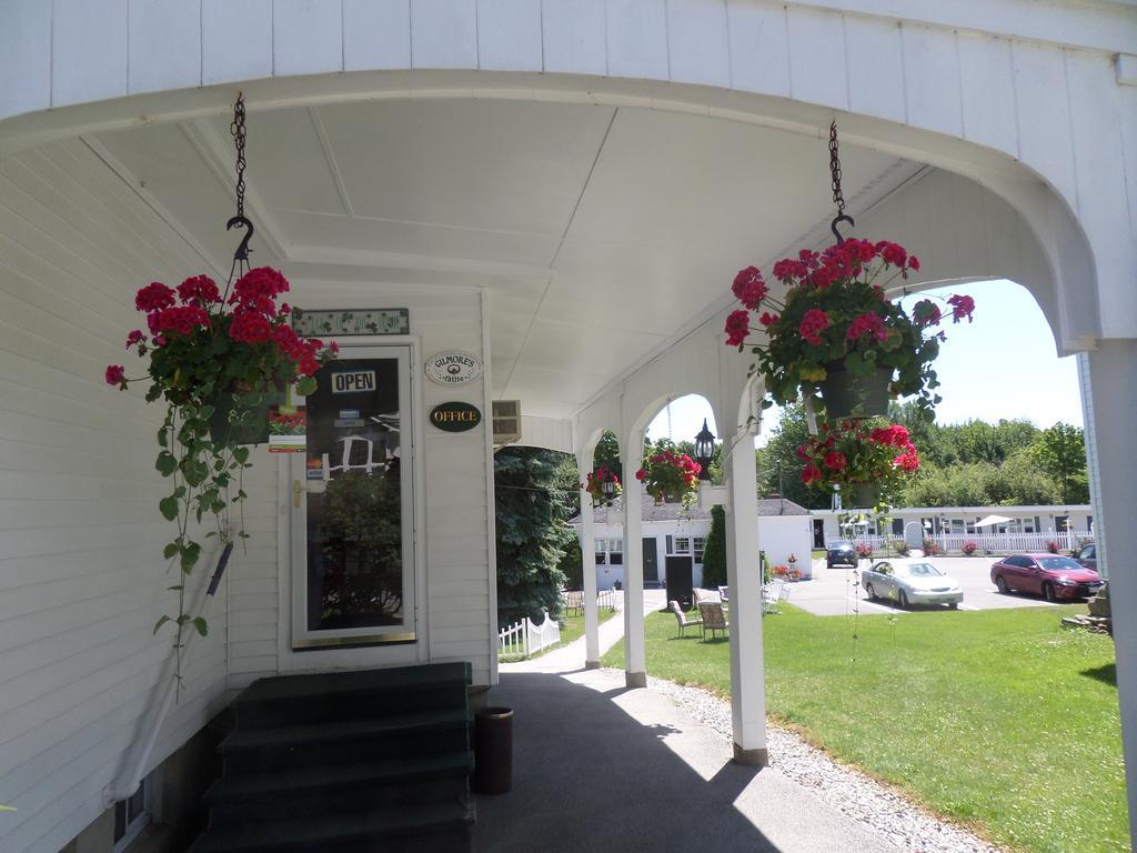 Claddagh Motel & Suites Рокпорт Екстериор снимка